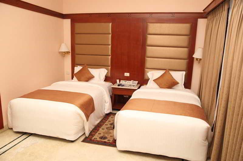 Raj Park Hotel Chennai Extérieur photo