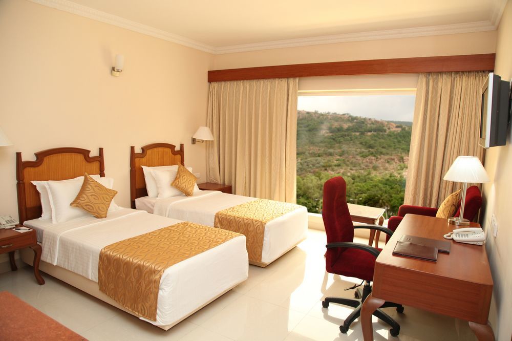 Raj Park Hotel Chennai Extérieur photo