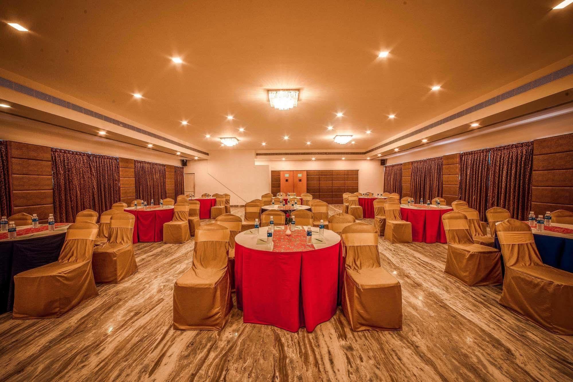 Raj Park Hotel Chennai Extérieur photo